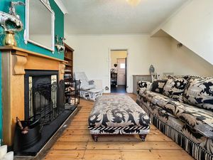 Photo 17- click for photo gallery